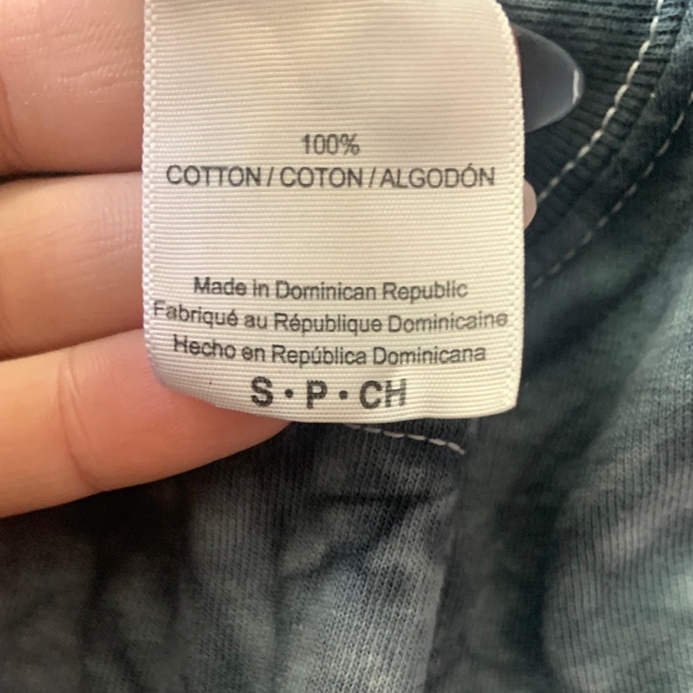 Cropped Tee - Picture 3 of 3